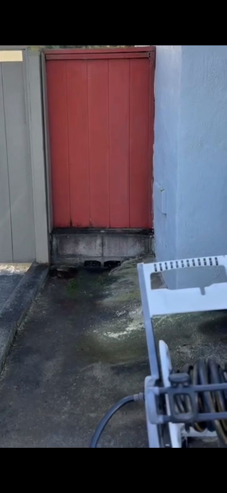 Pressure washing portfolio photo